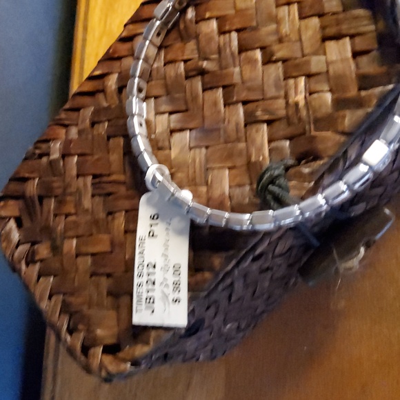 NWT Brighton Bangle Time's Square - Picture 2 of 5